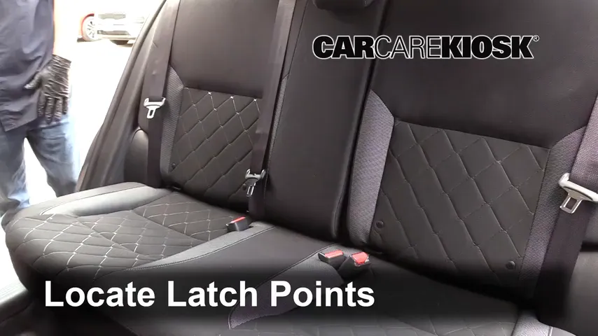 2019 Nissan Kicks S 1.6L 4 Cyl. Car Seats